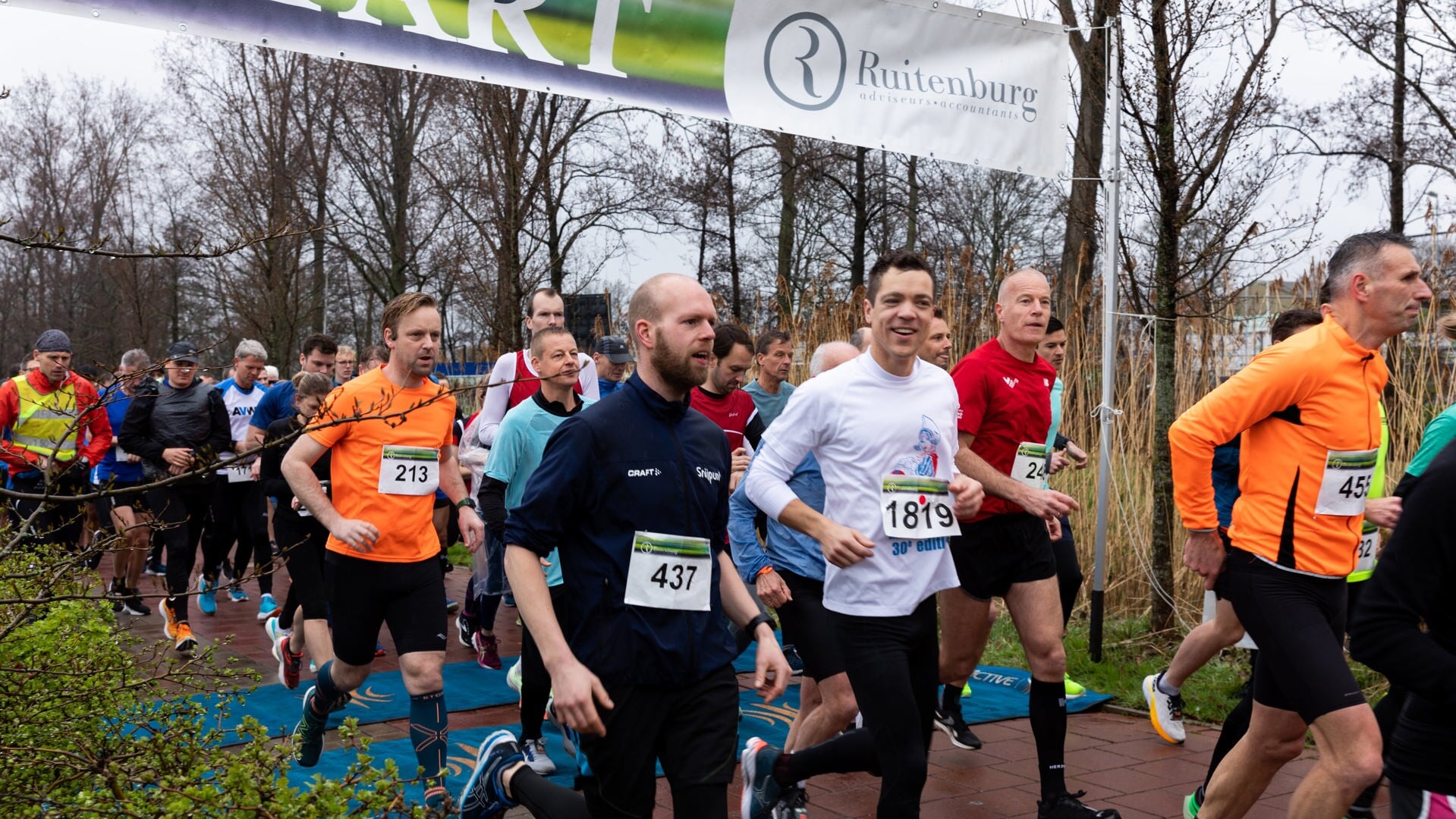 Inschrijven voor de 5, 10 en 21 km is mogelijk tot zaterdag 23 maart 18.00 via de website, waar ook aanvullende info gevonden kan worden: www.westlandsehalvemarathon.nl. 