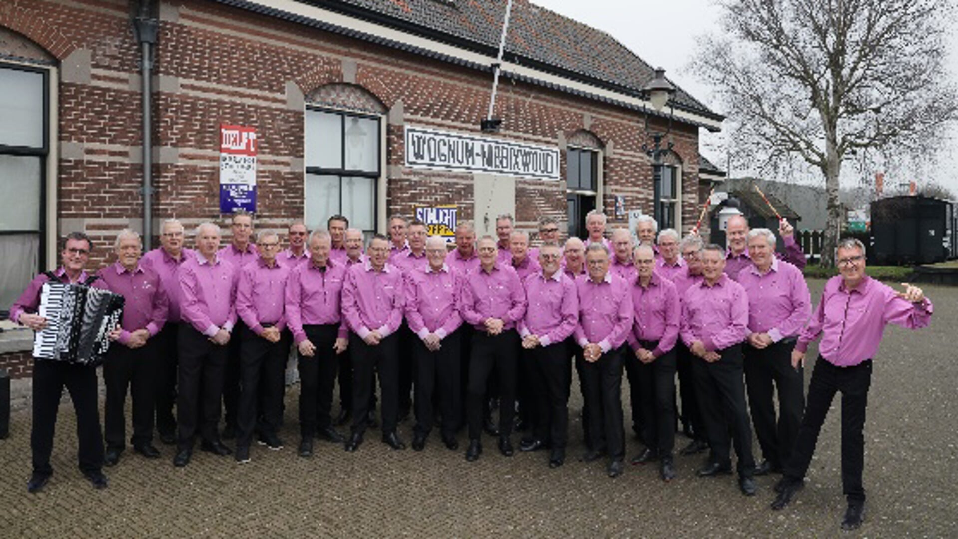 De heren van Stuurloos geven 7 april een concert in Enkhuizen.