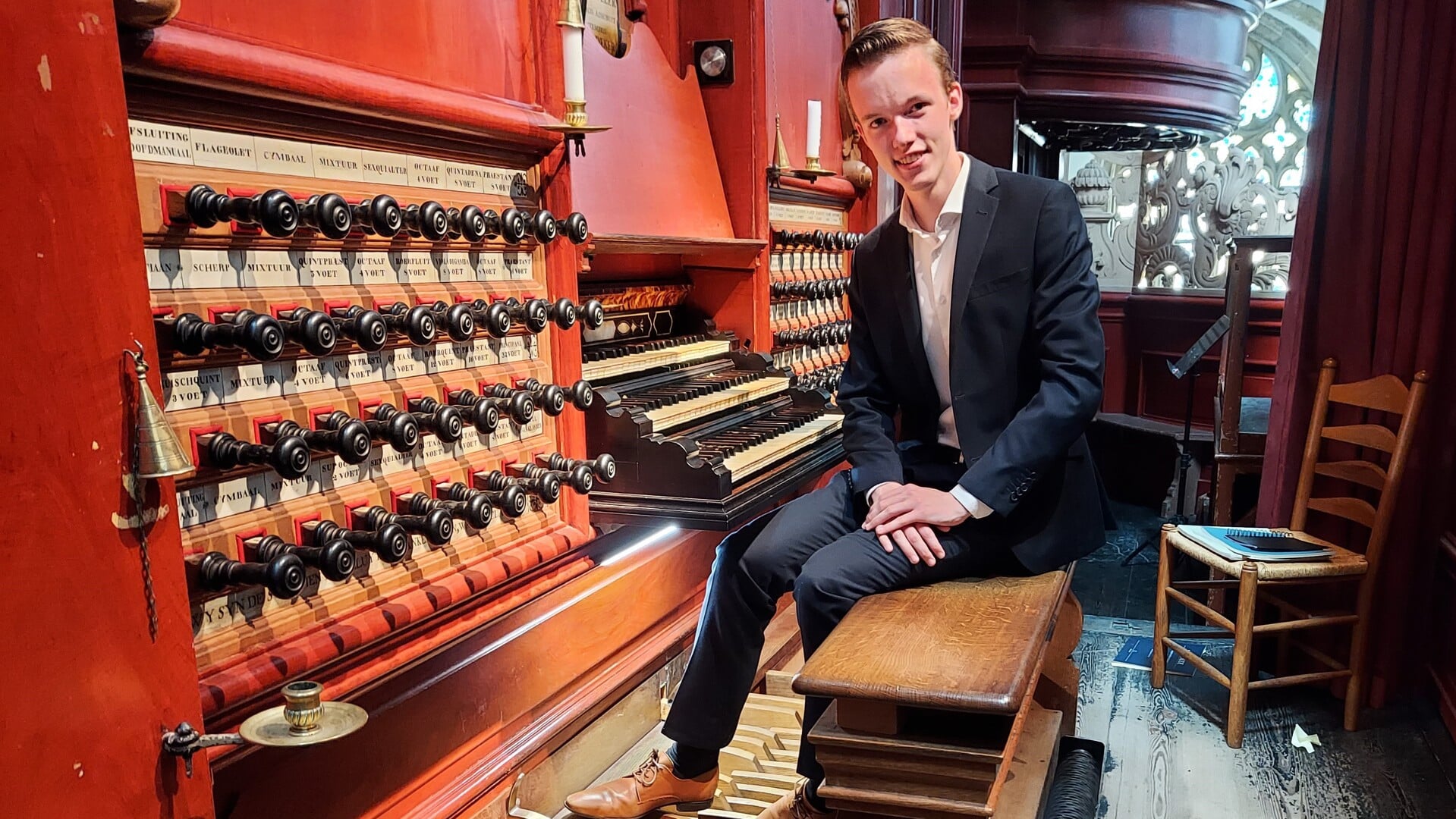 De jonge organist Maarten Wilming speelt in Westwoud.