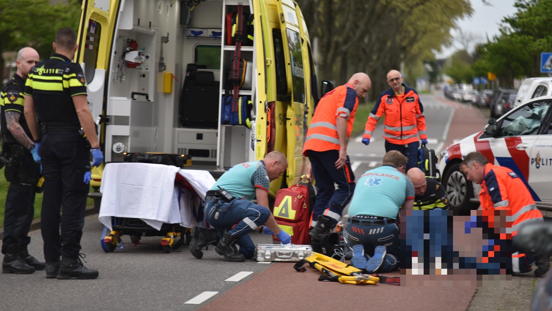 Fietsster zwaargewond na val in Oudelandstraat 's-Gravenzande