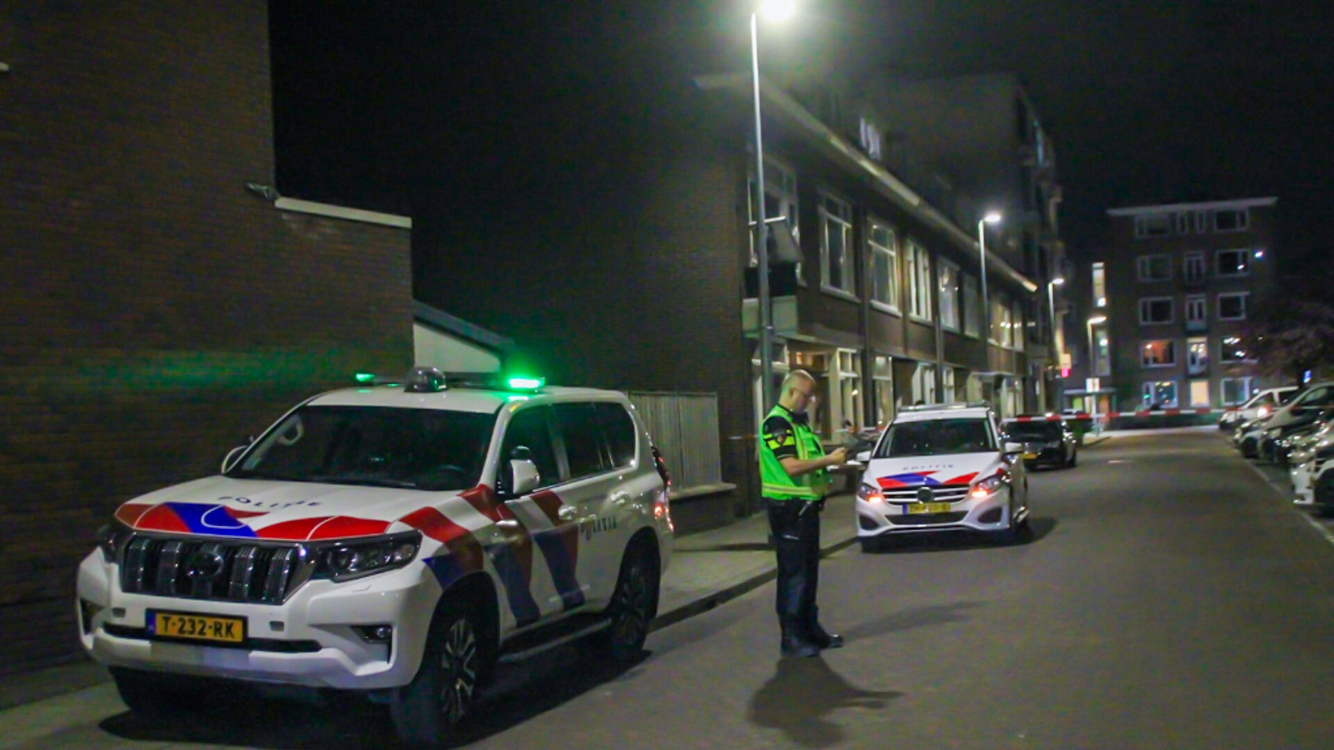 Politie is onderzoek gestart na melding van een mogelijke schietpartij in Daltonstraat