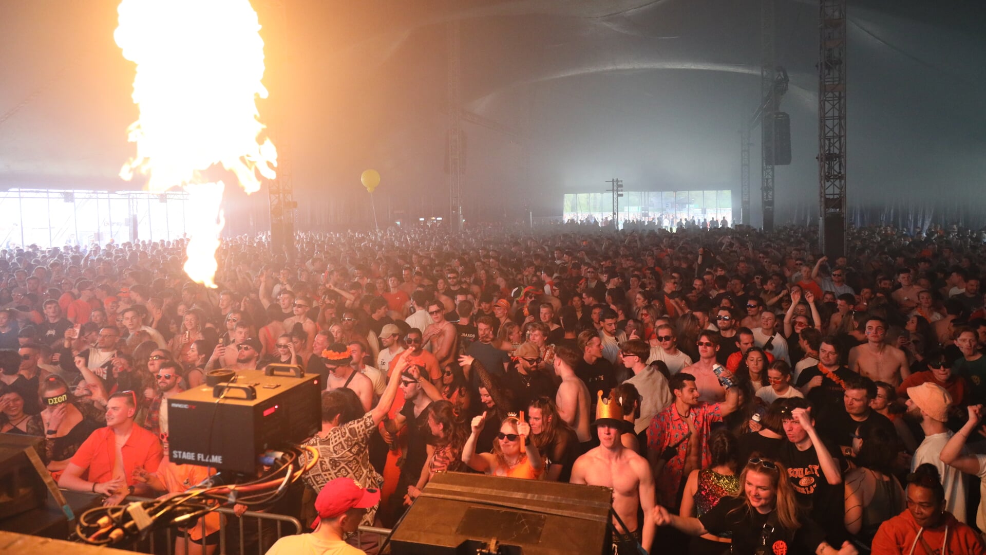 11.000 muziekliefhebbers bij Kingsday Festival in Haags Zuiderpark