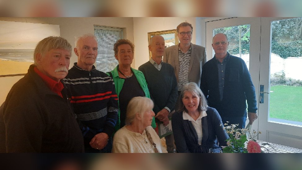 Alle schrijvers verzameld in Huisje Doek