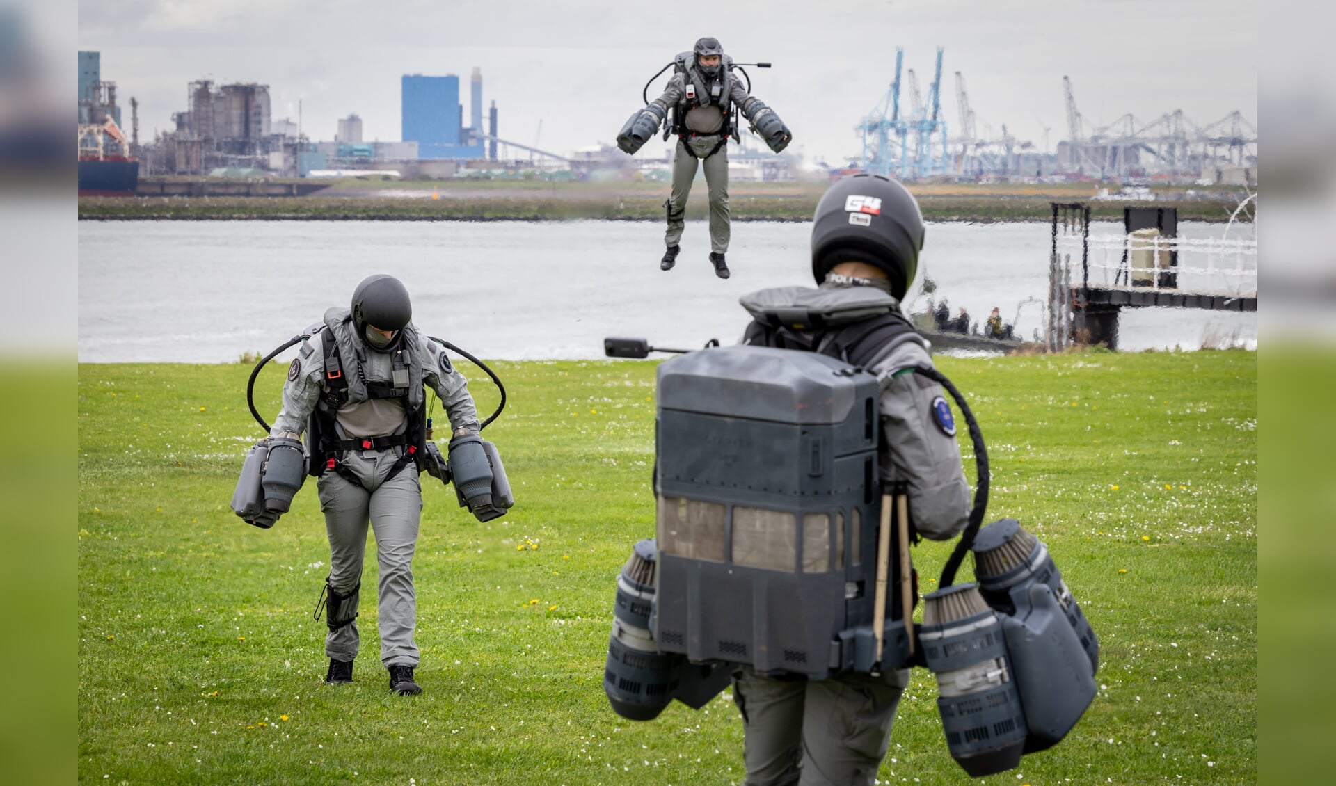Defensie en politie trainden in Hoek van Holland