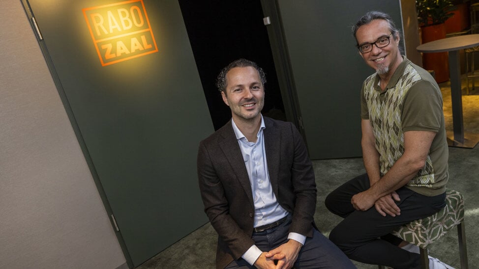 Maurice Dame (directeur Rabobank Westland) en Jeroen van de Wiel (directeur De Naald).