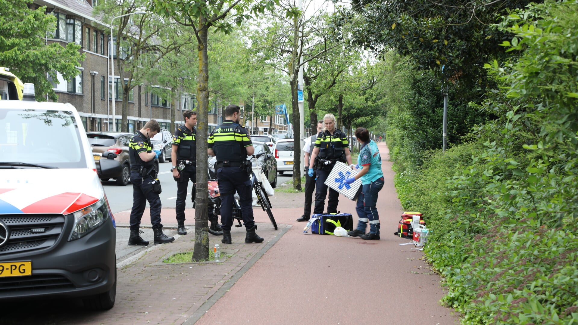 Fietser zwaargewond aangetroffen op het fietspad Soestdijksekade
