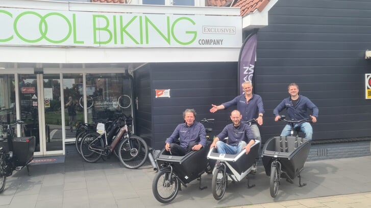 Het hele team van The Cool Biking Company staat er klaar voor.