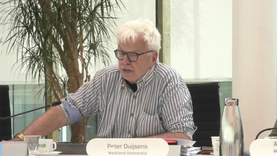 Peter Duijsens tijdens een commissievergadering.