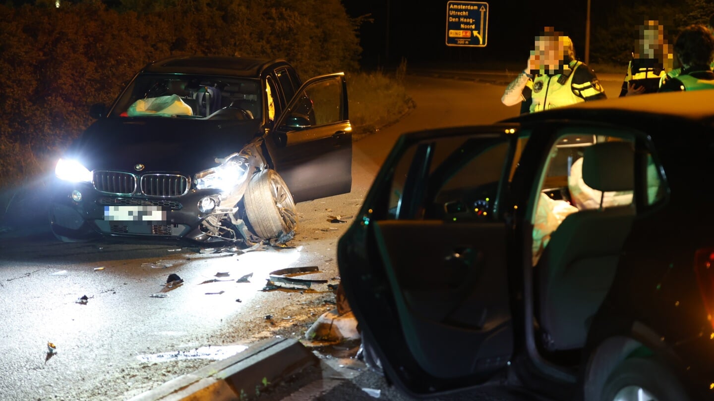Rijbewijs ingenomen en flinke schade na ongeval A4 Rijswijk