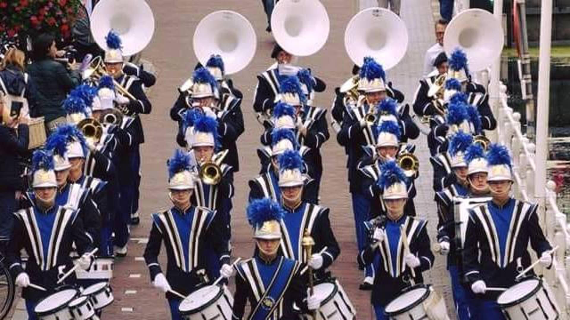 Haagse show- en marchingband Victory.