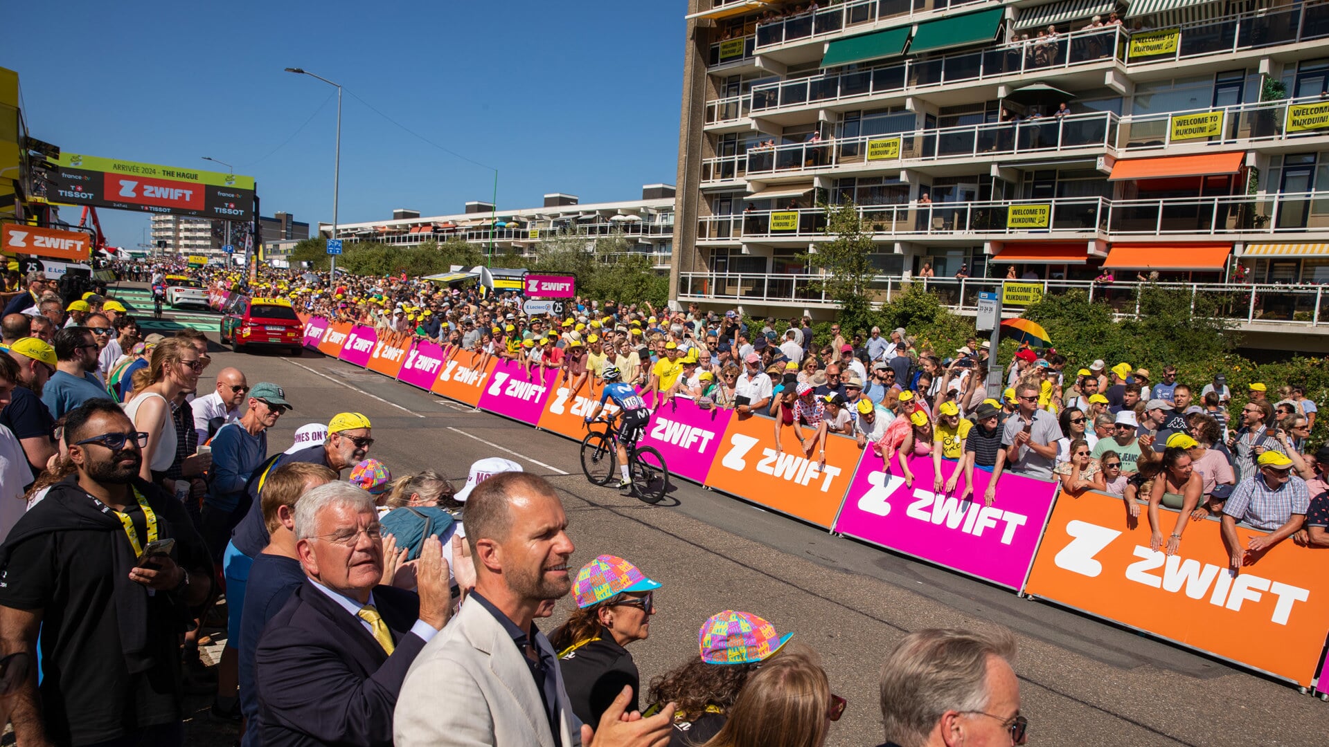 Den Haag loopt massaal uit voor Tour de France Femmes Al het nieuws