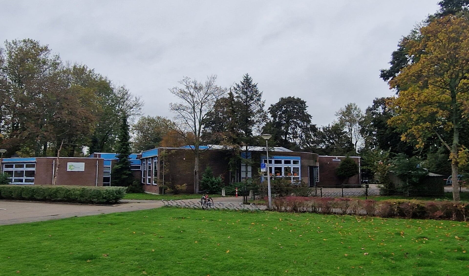 De huidige school.