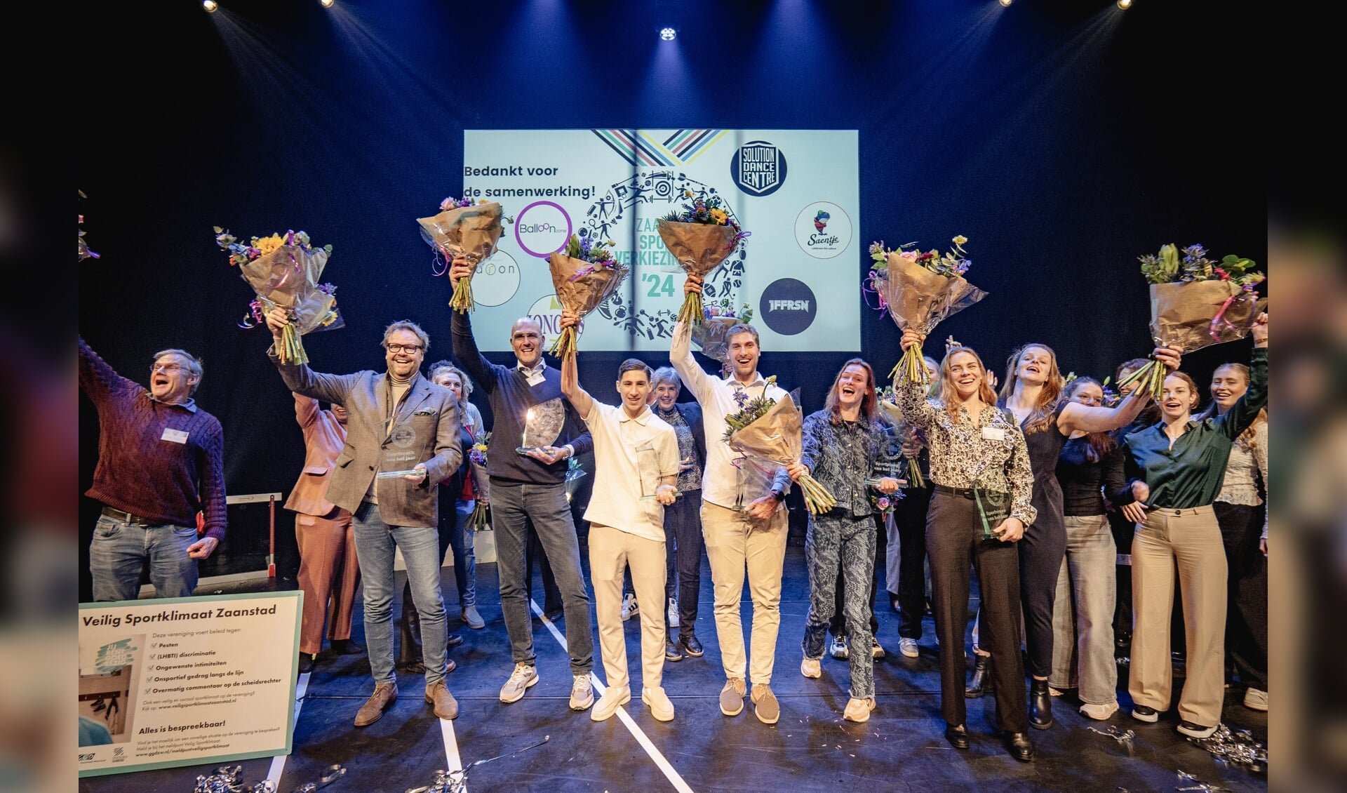 De winnaars van de Zaanse Sportverkiezingen 2024 bijeen. 