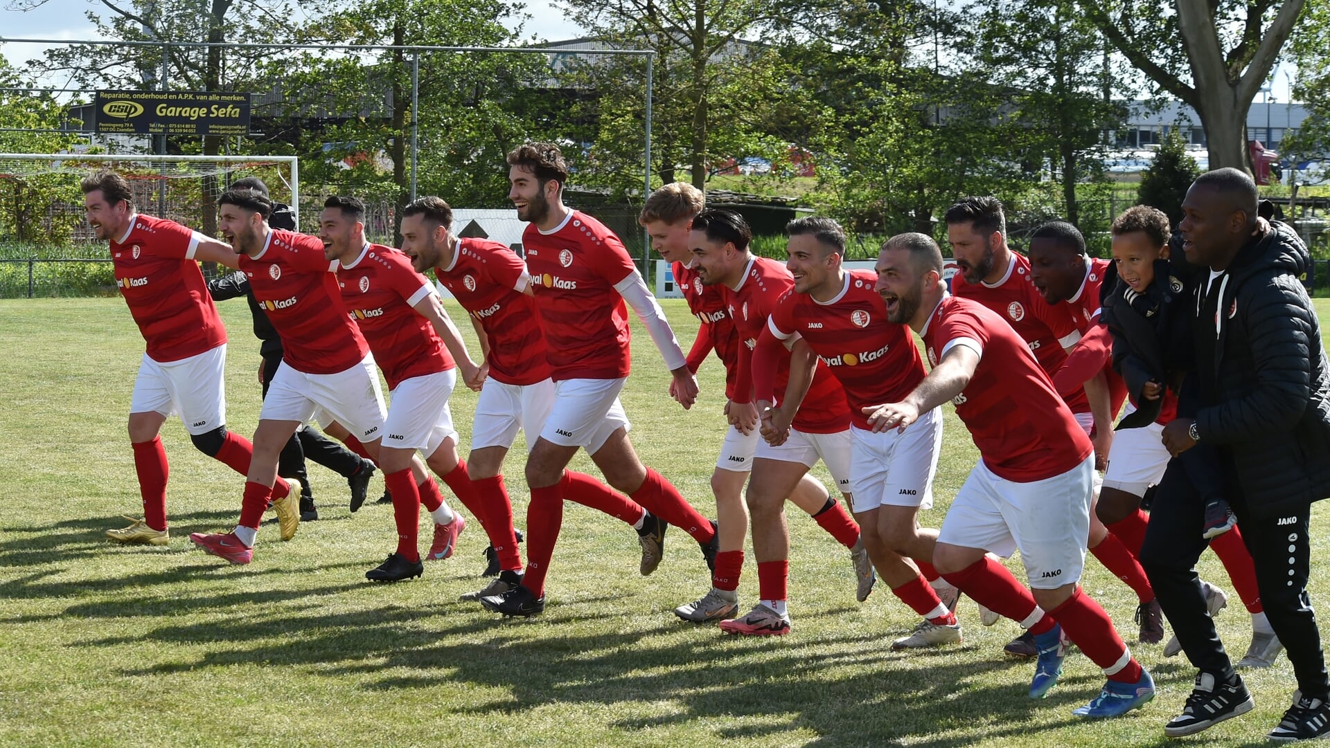 Dolle kampioensvreugde bij Rood Wit Zaanstad.