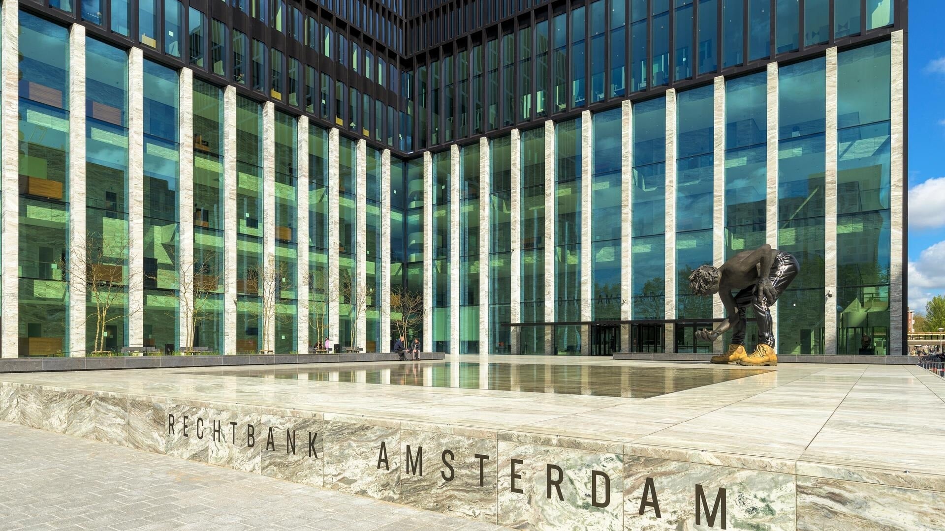 Rechtbank Amsterdam.