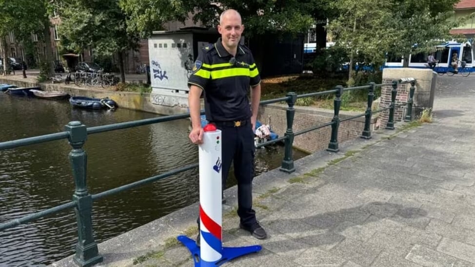 De nieuwe selectiepaal van de politie.