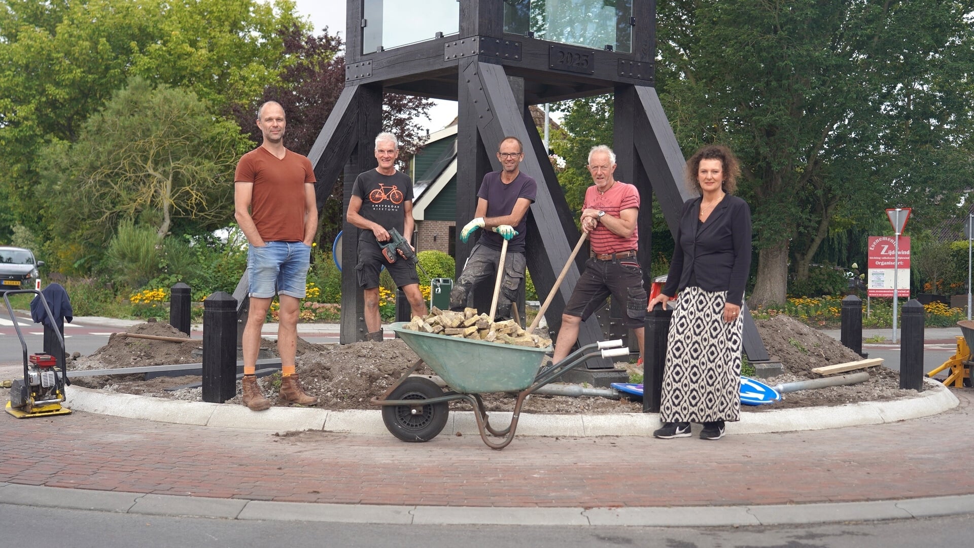 Vlnr: Jan Willem Droog, Willem Kolkman, Leo Koopman, Vok de Wit - Sandra Bakker.