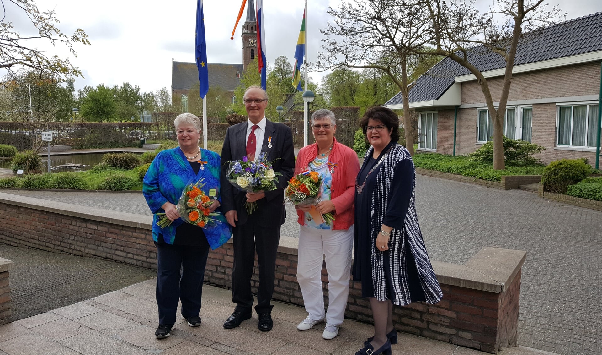 V.l.n.r. Hilda Reijm-Helder, Henk van der Molen, Ria Duijn-Van Beusekom en burgemeester Joyce van Beek. (Foto: gemeente Beemster)
