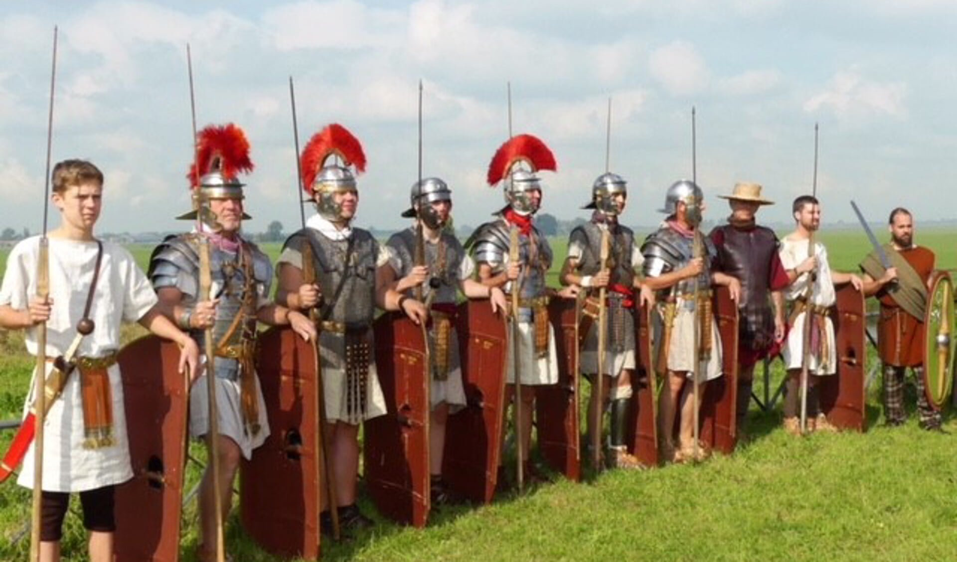 De Romeinen slaan wederom hun kamp op in het Fort bij Edam. (Foto: Romeinen FBE)  