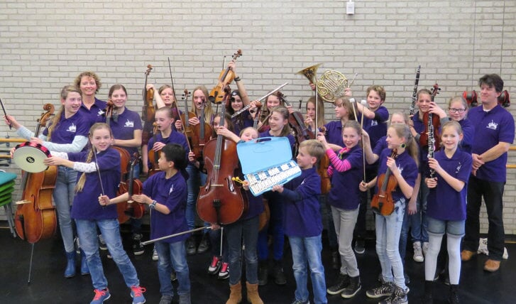 Het orkest bestaat uit enthousiaste musicerende kinderen. Het gezelschap treedt regelmatig op. (Foto: aangeleverd)