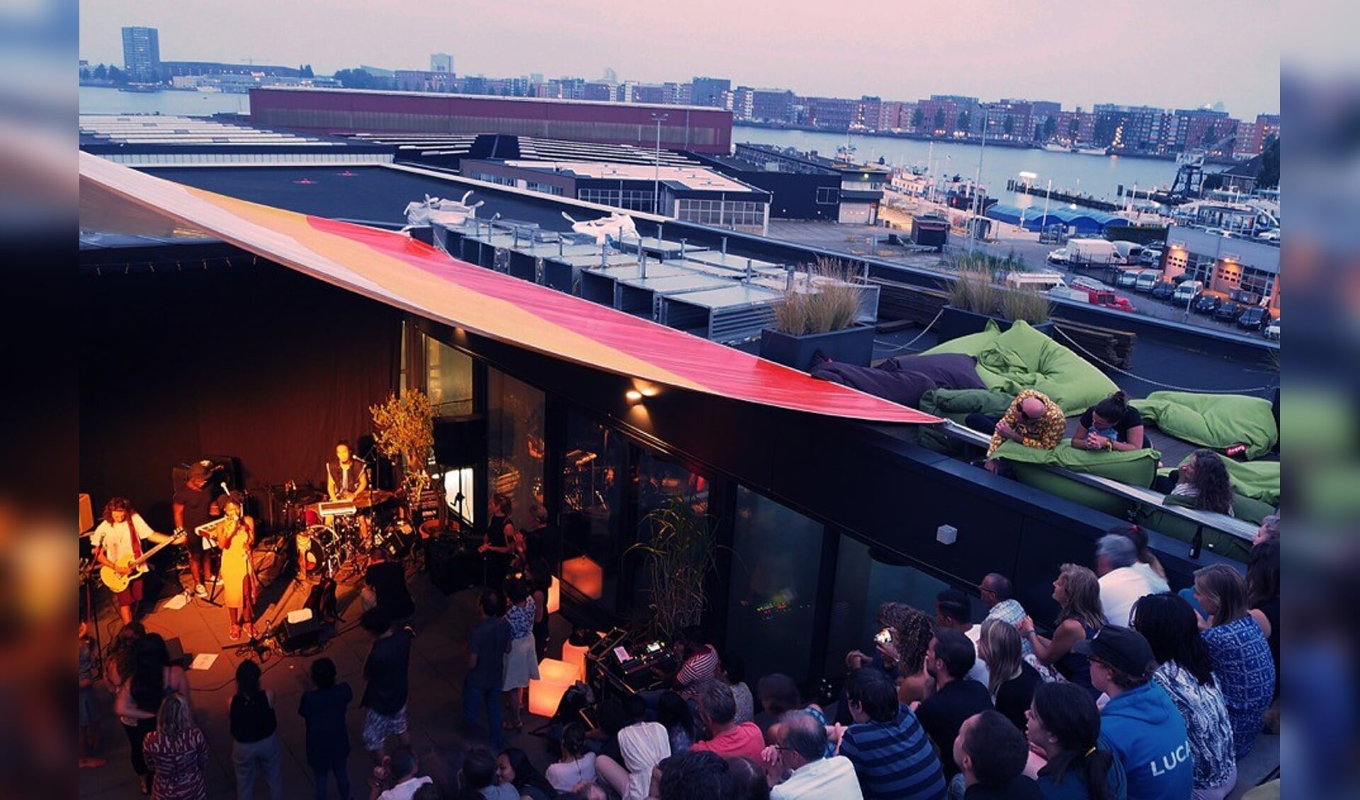 On the Roof. (Foto: Lauren Mae Murphy)