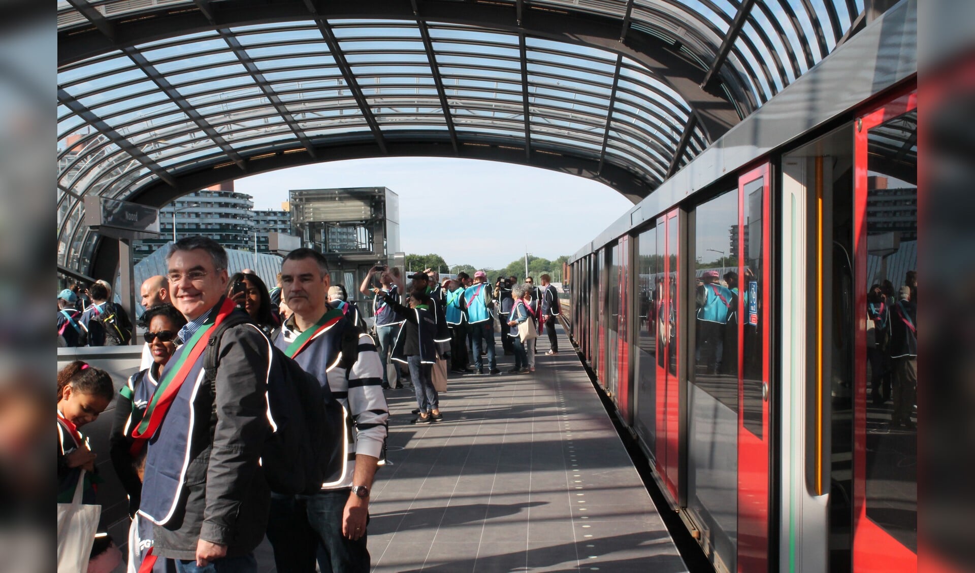 Testreizigers zijn gestrand op station Noord. (Foto: Wendy Ruittemanz/RM)