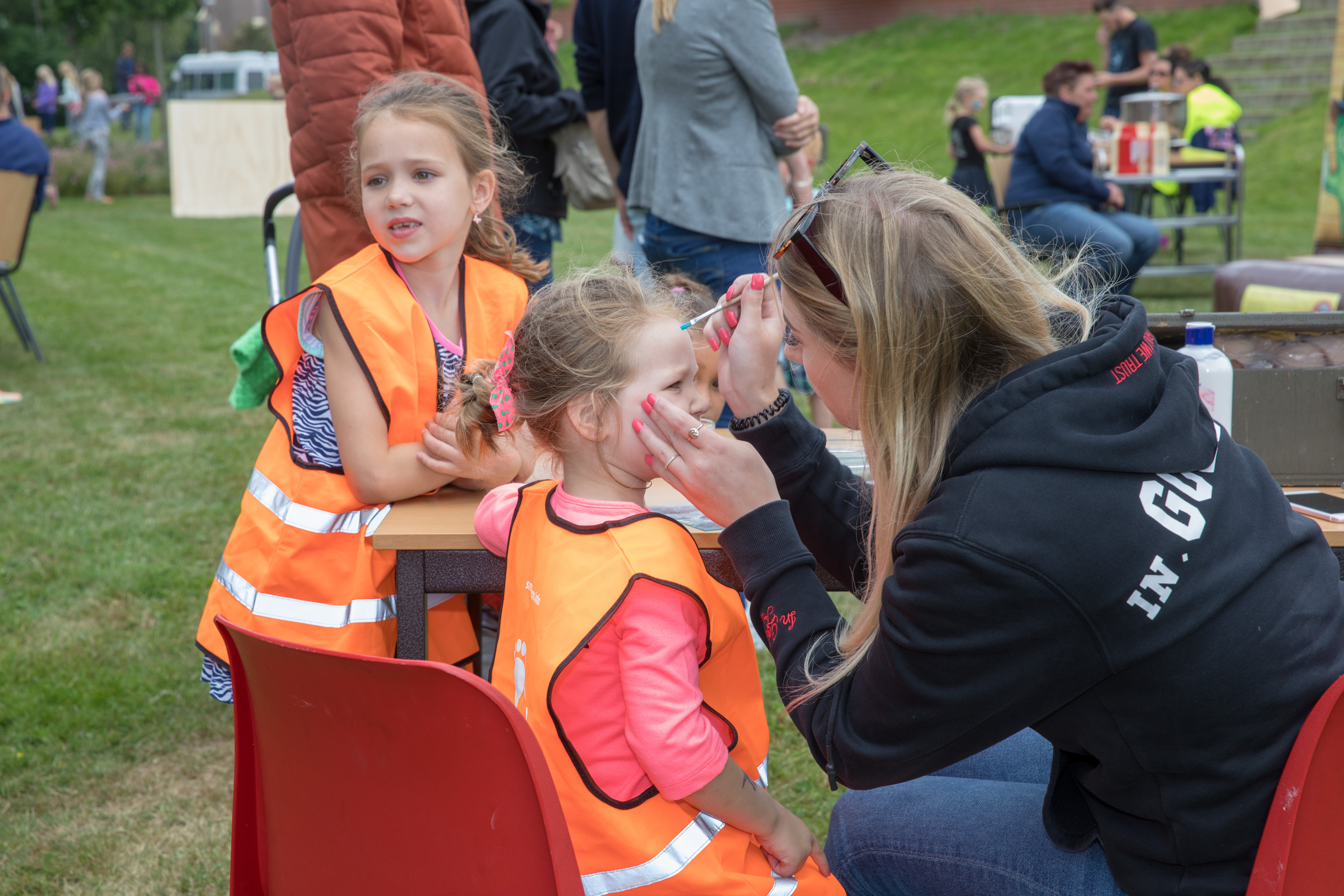 Nieuw Buiten spelen in het wilde westen - Bisschop Grentplantsoen LQ-96