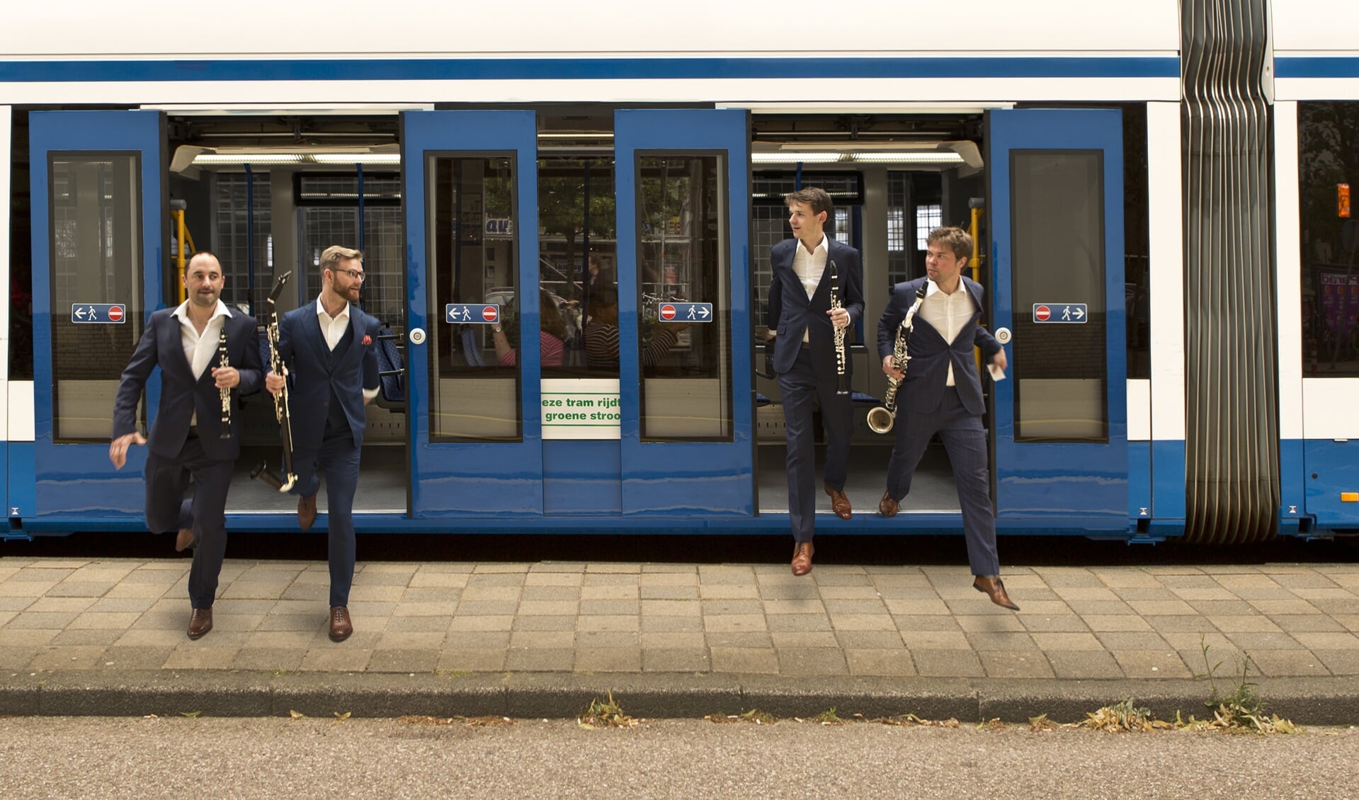 Stichting Uit de Kunst houdt woensdag 4 juli samen met Stichting Promotie Waterland, het jaarlijkse Klapstoelenconcert in de tuin van het Weeshuis in Monnickendam.(Foto: aangeleverd) 