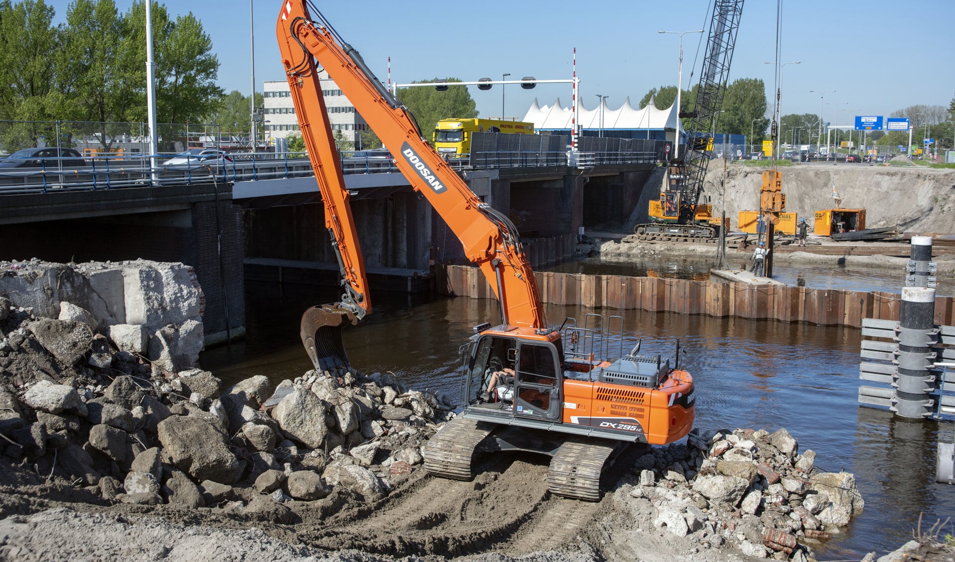 Provincie Noord-Holland treft maatregelen om de bouwstop aan de Leeghwaterbrug op te heffen. (Foto: aangeleverd)