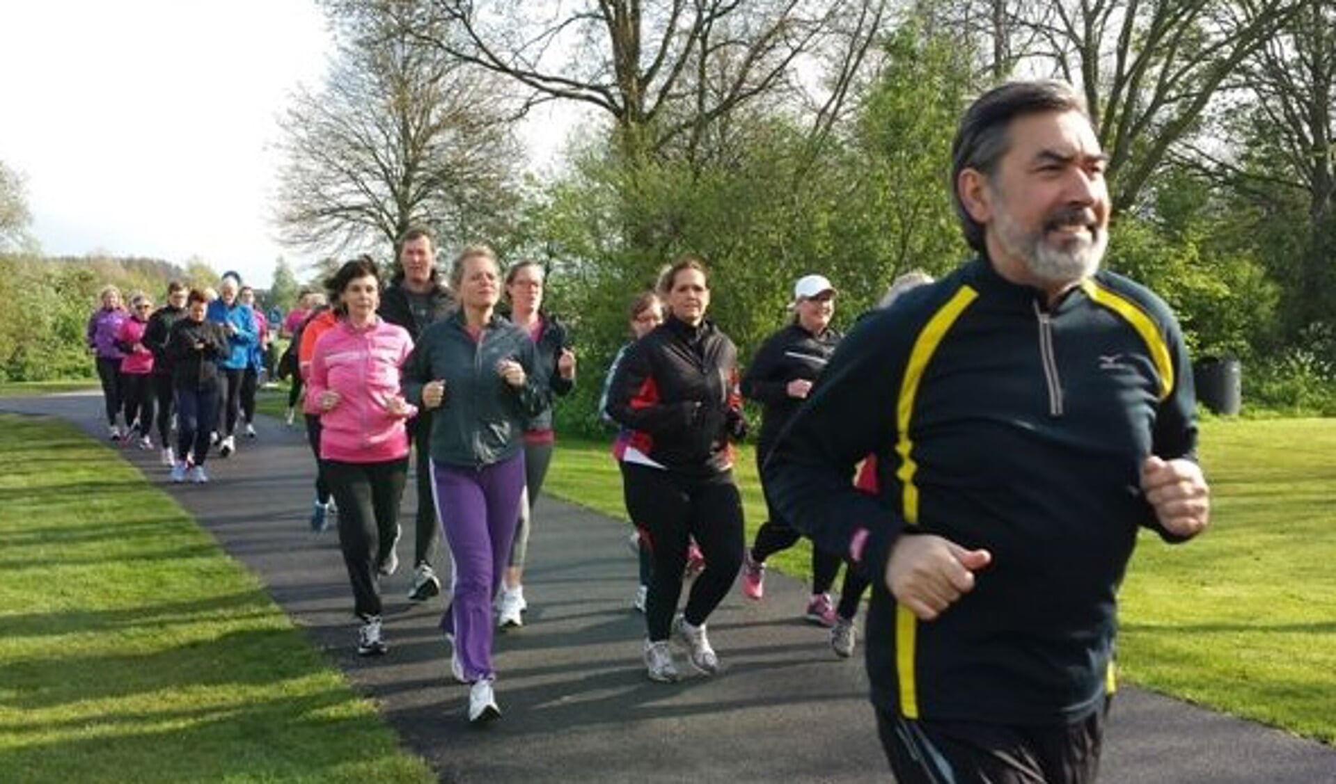 Via het programma Start to Run kunnen mensen het hardlopen (weer) oppakken. (Foto: Atletiekvereniging Zaanland)
