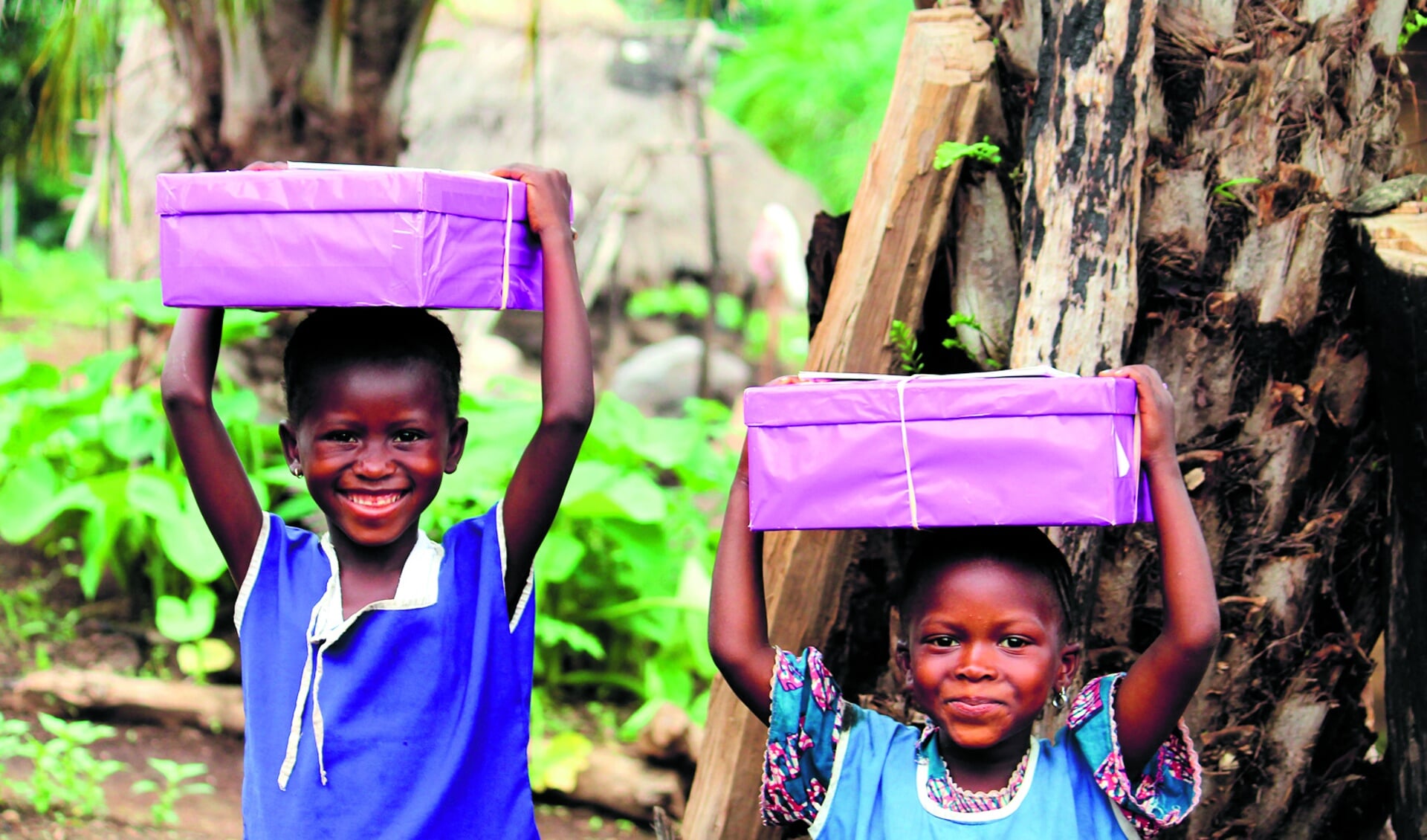 Het ontvangen van een versierde en gevulde schoenendoos is voor deze kinderen heel bijzonder. (Foto: archief Rodi Media)