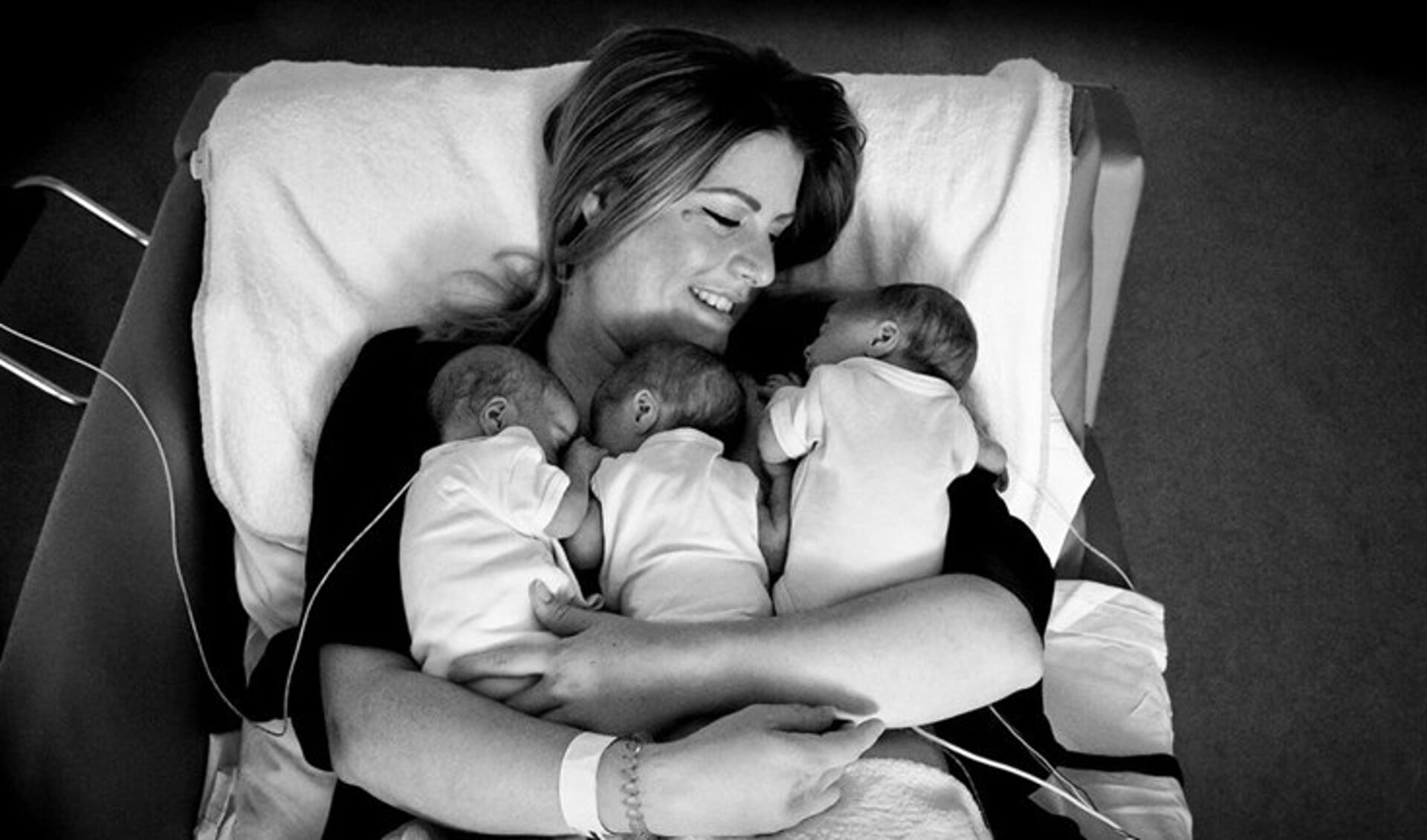 De drie kindjes, die Harrison, Charlotte en Lilliana heten, zijn gezond geboren. (Foto-Inge-Berken-www-barensenberken-nl)