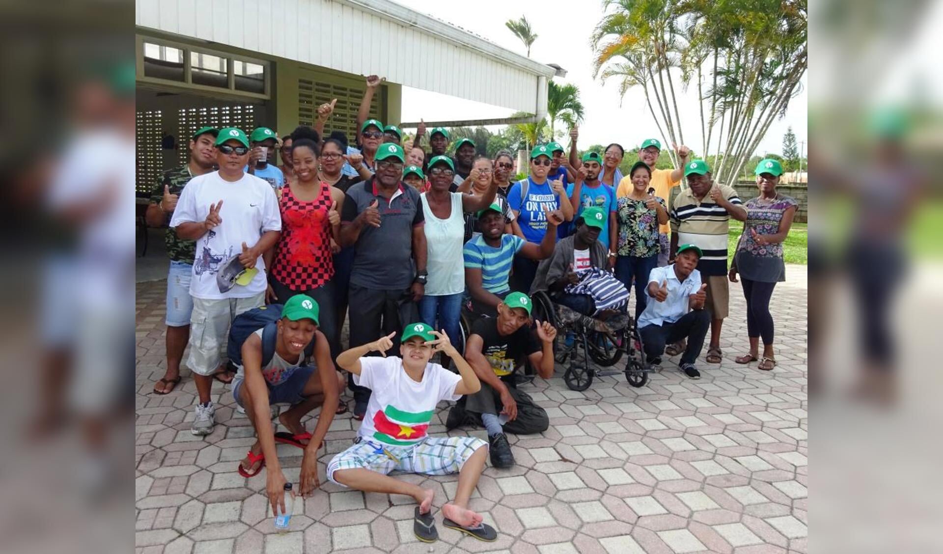 De sociale werkplaats in Paramaribo vierde deze maand een feestje vanwege het vijftienjarig bestaan van Unu Pikin. (Foto: aangeleverd)