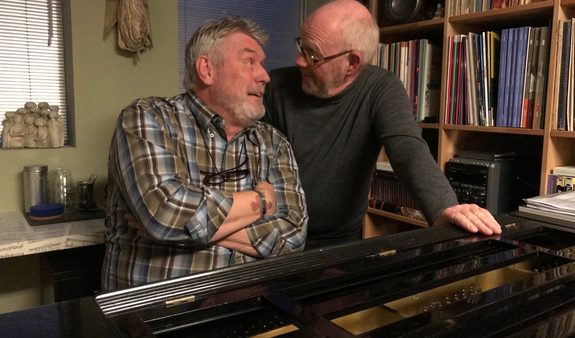 Zanger Wieger Boer en pianist Hans Weenink ondernemen in Het Pakhuis een zoektocht naar de liefde. (Foto: aangeleverd)