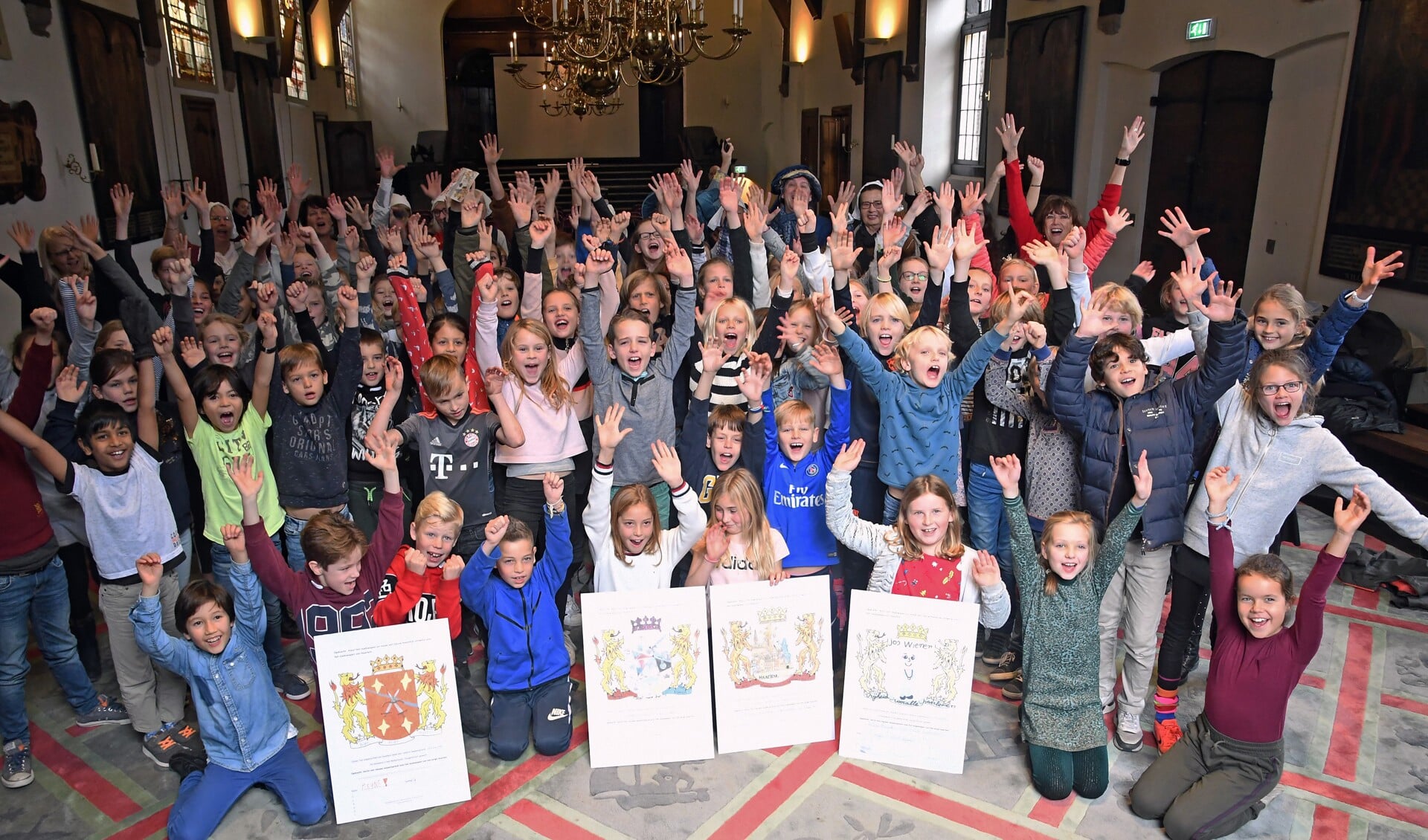 Mooie tekeningen en blije gezichten op het feestje van Haarlem (Foto: Onno Hulshof)