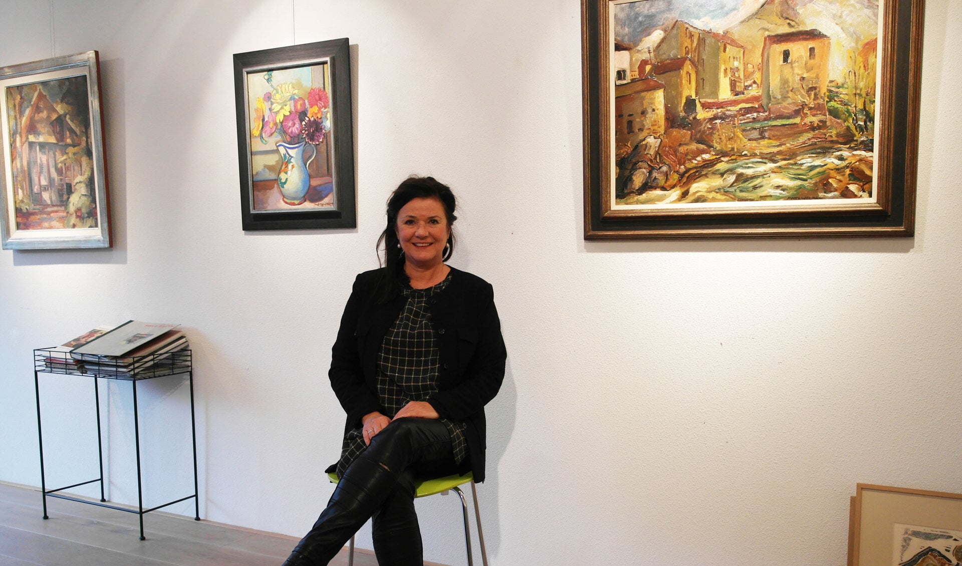 Ineke Aronds sluit haar kunsthandel aan de Ruïnelaan in Bergen en gaat online verder. (foto: Aangeleverd)