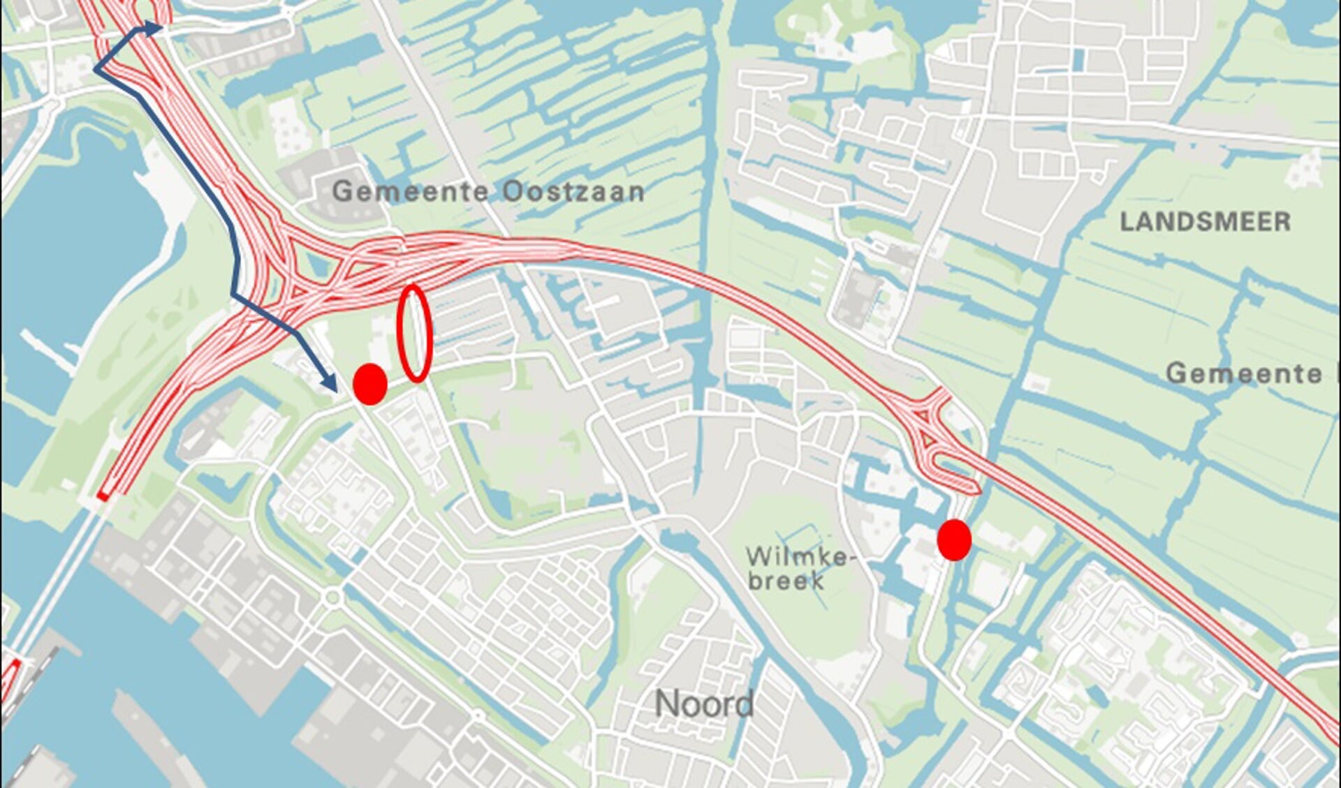 De rood gemarkeerde plekken zijn de werklocaties. De blauwe lijn is de alternatieve fietsroute tussen Oostzaan en het Coentunnelcircuit. (Afbeelding: gemeente Amsterdam)