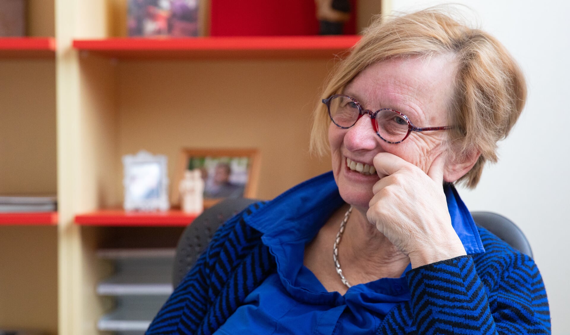 Dokter Witteveen neemt na dertig jaar lief en leed afscheid van haar patiënten. (Tekst: Marsha Bakker / Foto: Vincent de Vries/ RM)