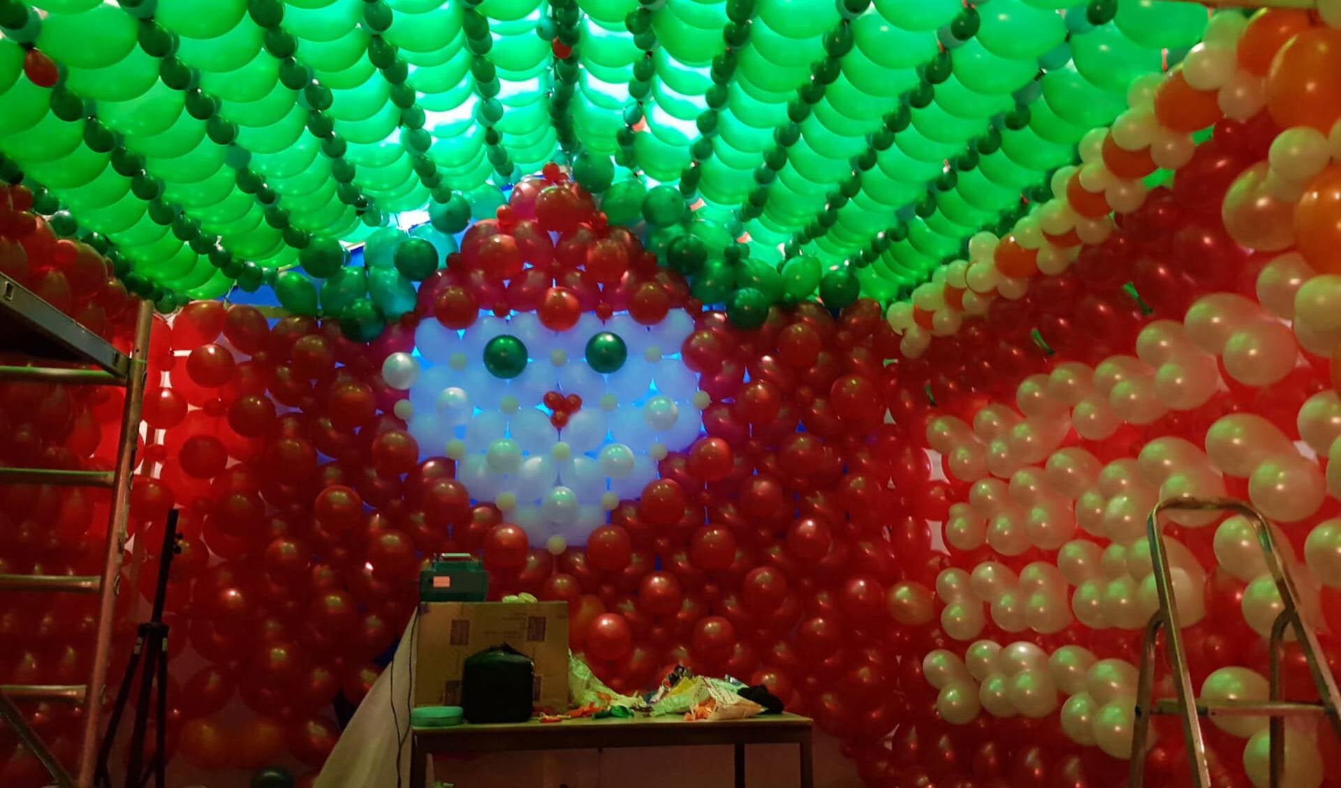 Het ballonnenhuis van de Kerstman