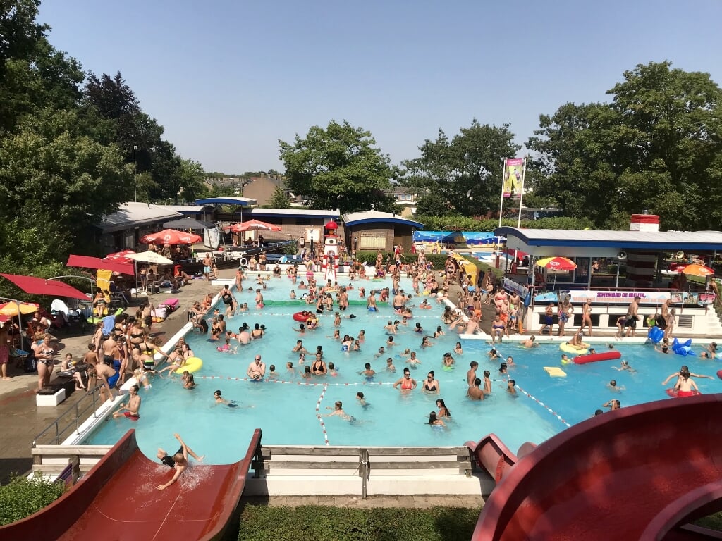 Zwembad de Bever sluit het seizoen op feestelijke wijze af.