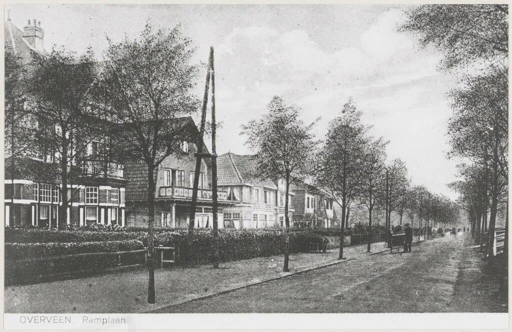 De Ramplaan in 1935, enkele jaren voor de Tweede Wereldoorlog begon. Foto: Noord-Hollands Archief.