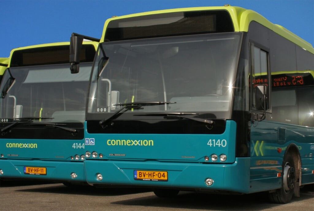 Connexxion bussen gaan minder rijden. 