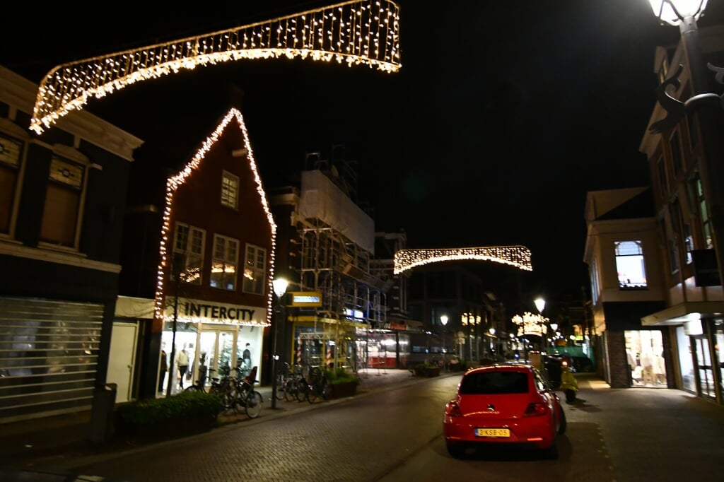 Corona of niet, het Stadshart Zaandam brengt letterlijk licht in donkere tijden... 