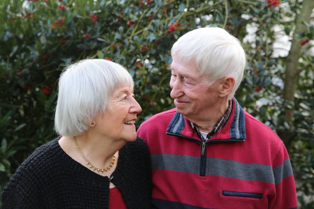 Na 65 jaar zijn Louise en Gerrit nog altijd gek op elkaar. 'Wij hebben in ons leven alle geluk gehad.'