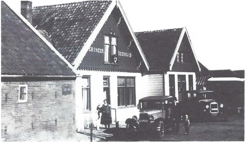 Oude veerhuis Van Ewijcksluis.