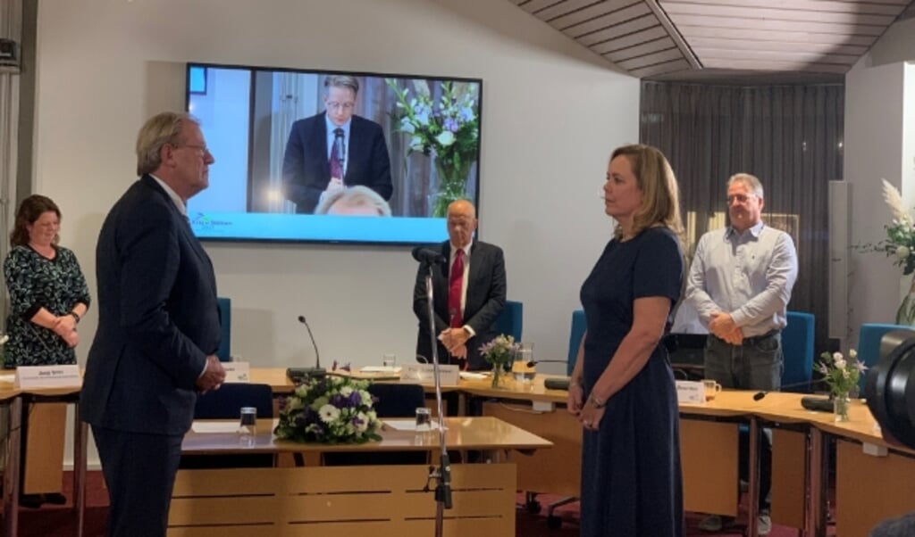 Astrid Heijstee-Bolt (50) is de nieuwe burgemeester.