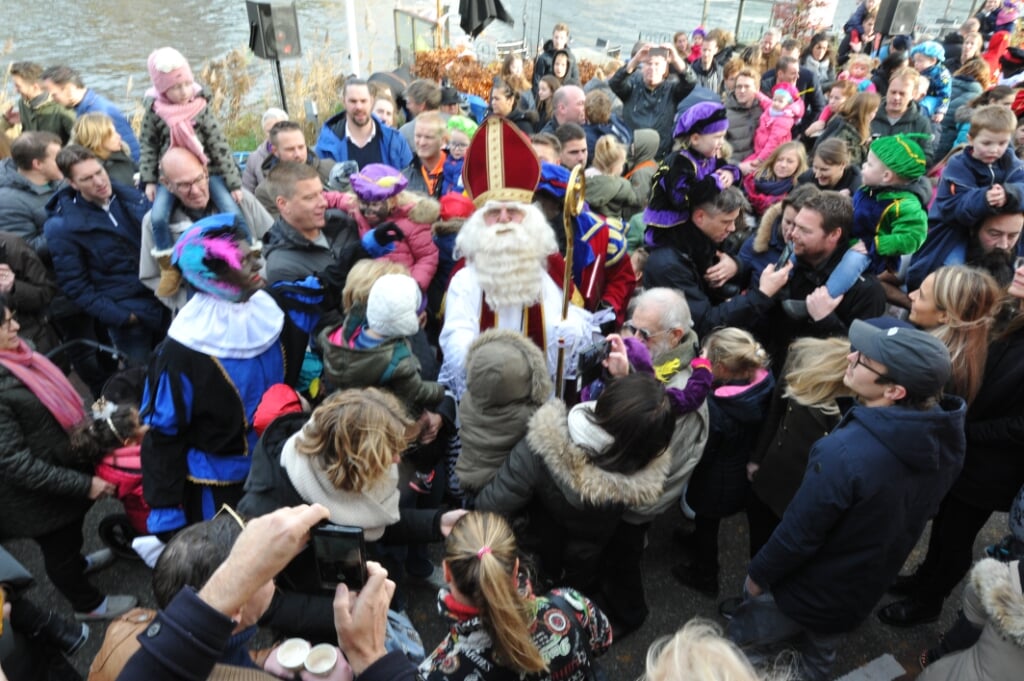 De laatst gehouden intocht van Sinterklaas in Zwanenburg en Halfweg was in 2019.