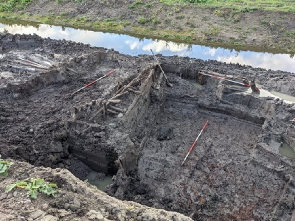 Er zijn Romeinse restanten gevonden langs de Rijndijk bij de toekomstige woonwijk Westvaartpark.