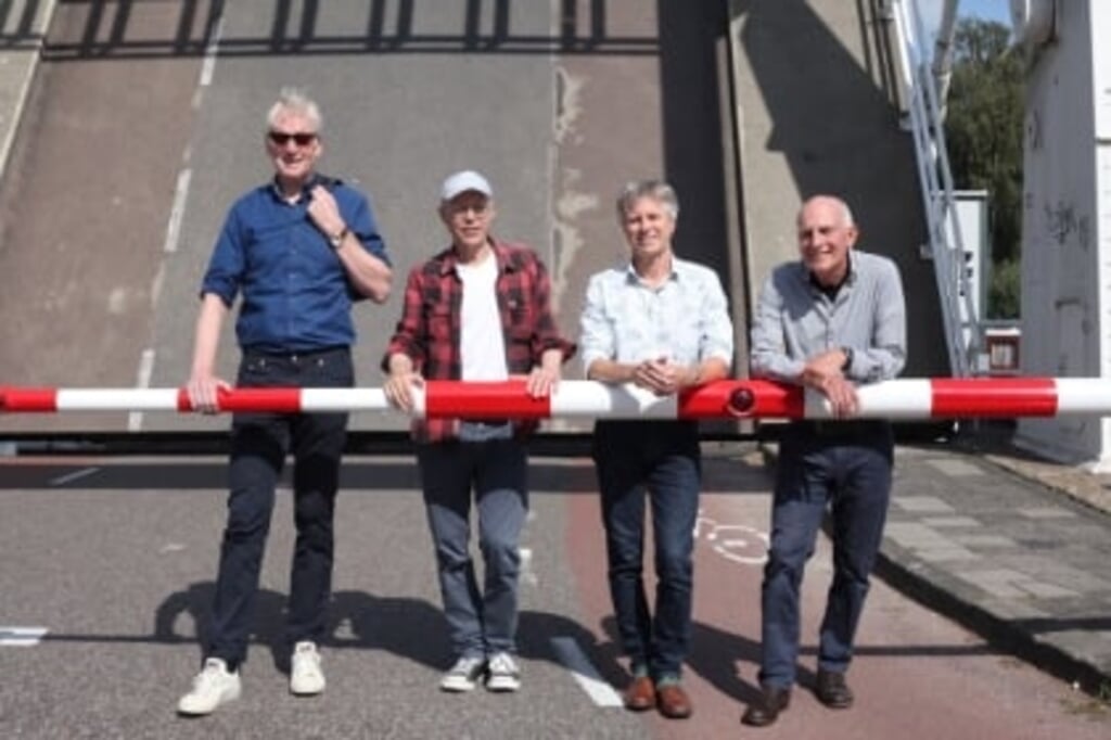 De vier auteurs van Rond de Sloterbrug deel 2.