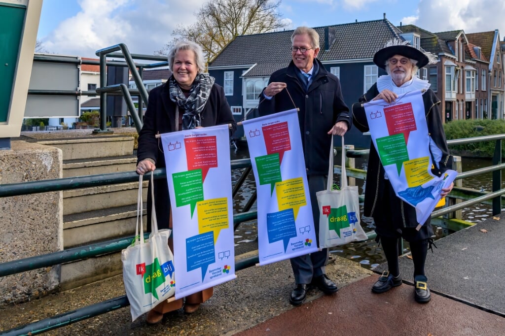 De boodschap van Beemster Vanzelfsprekend werd op 17 november overgebracht aan de burgemeesters door 'Leeghwater' zelf, in de persoon van Geert Heikens.
